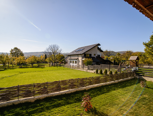 Galerie poze din livada bunicului