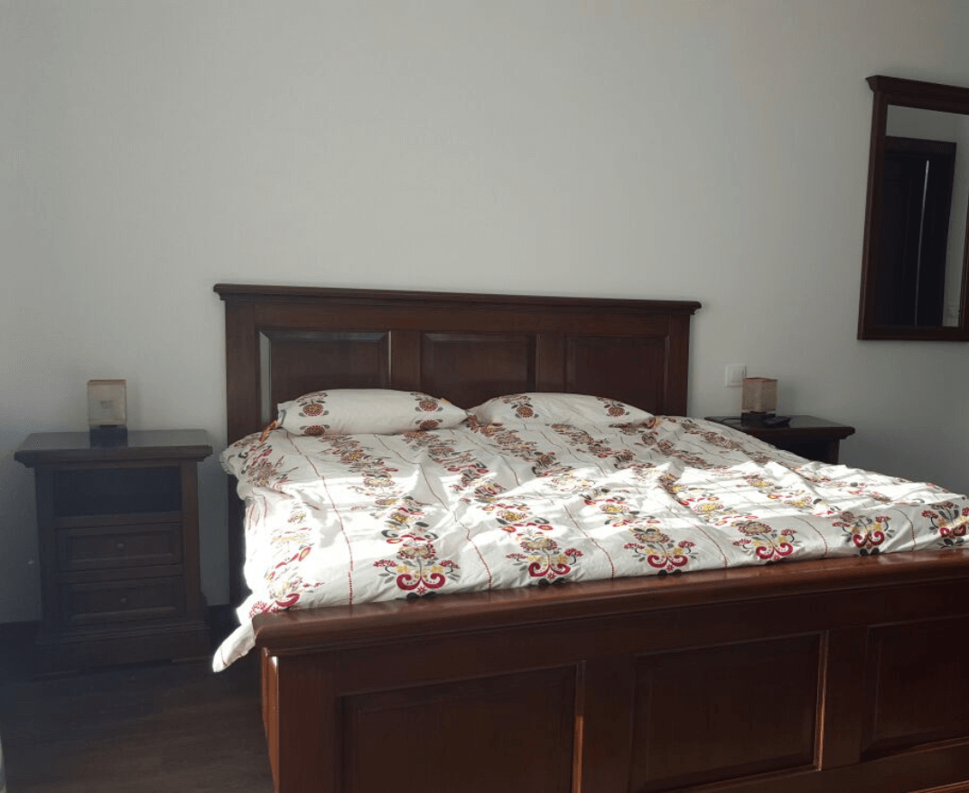 Camera denumita vara in livada bunicului